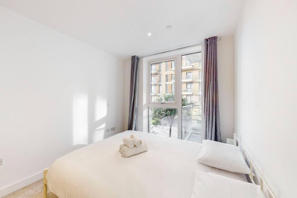 Lovely 1 Bedroom In Royal Arsenal Riverside London Eksteriør billede