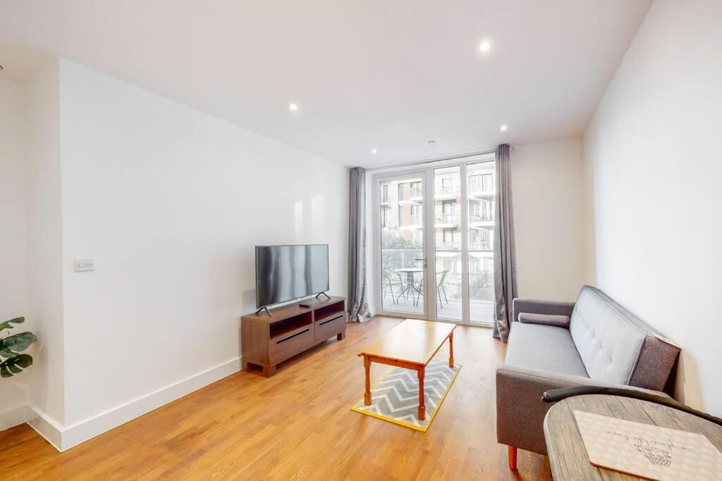 Lovely 1 Bedroom In Royal Arsenal Riverside London Eksteriør billede